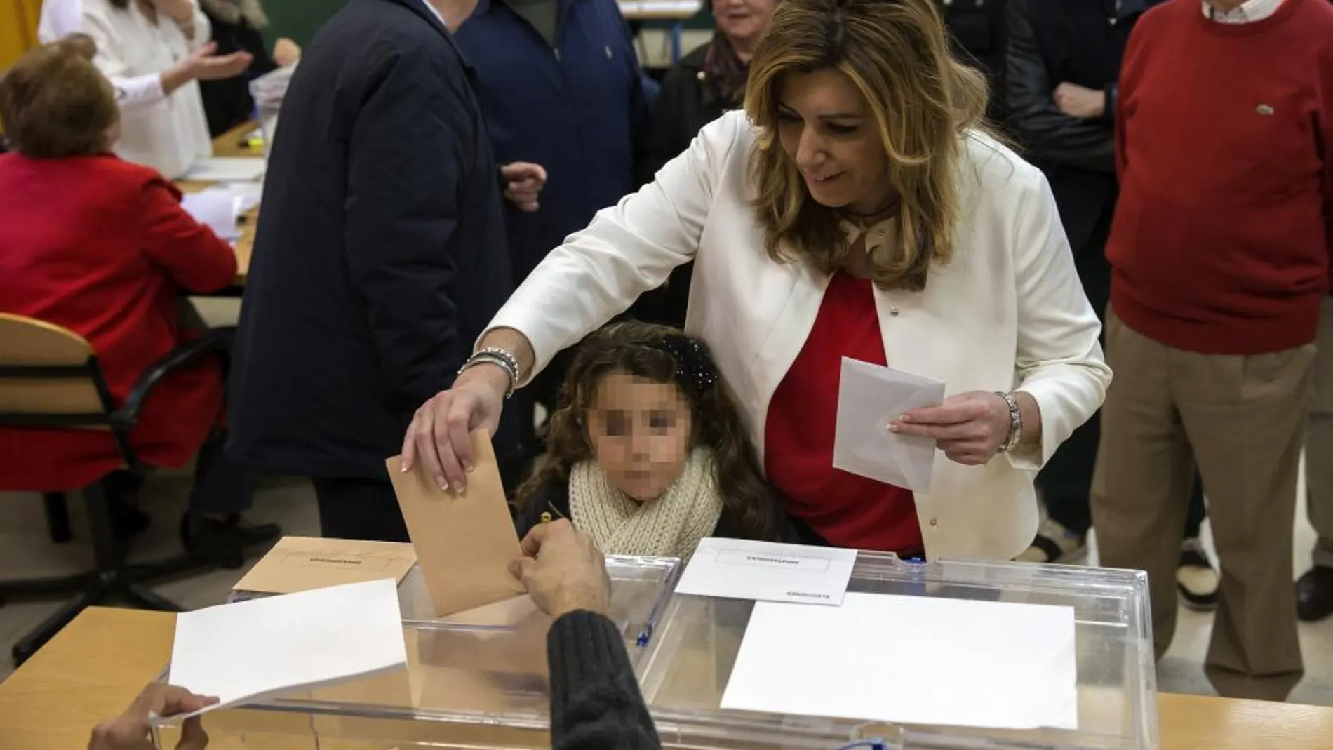 Susana Díaz augura una «alta participación»