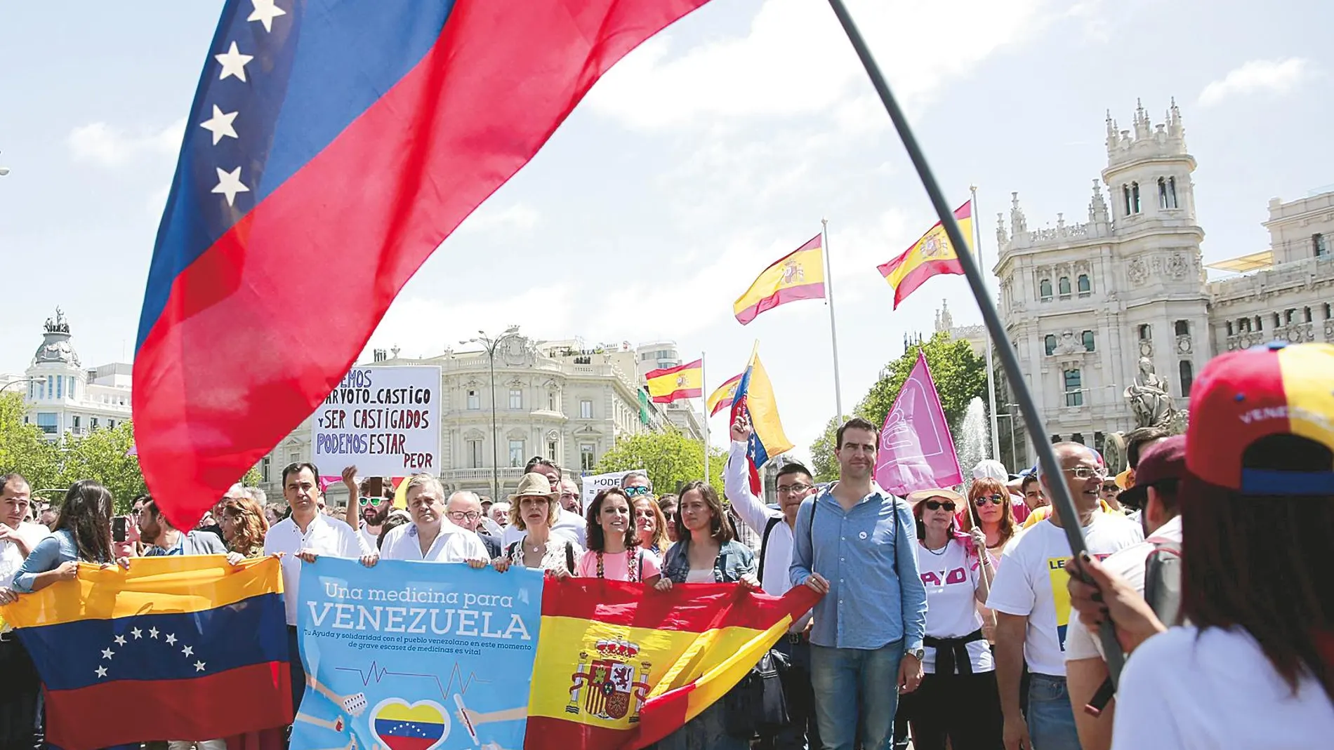 El pueblo venezolano no ha dejado de manifestarse en la capital para reclamar una democracia real en su país.