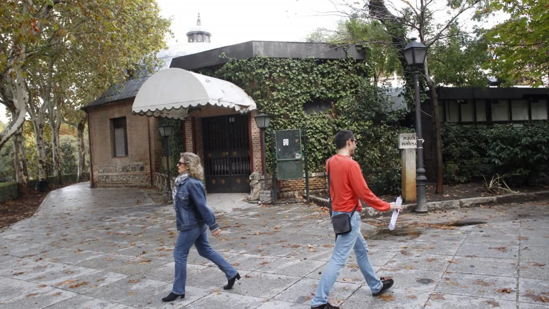 Cuando caminamos, nuestro sistema nervioso programa el ahorro de energía