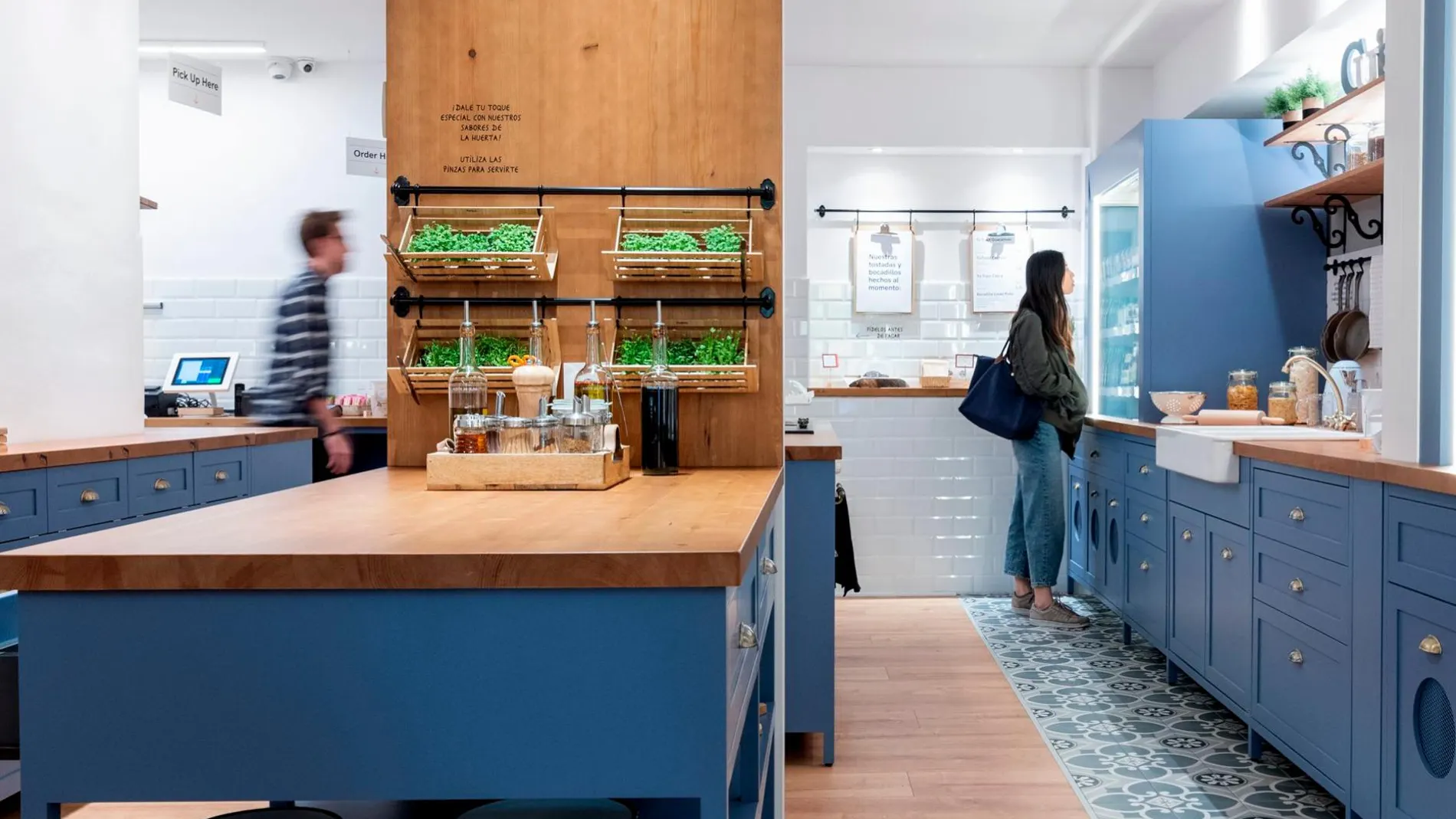 El interior del Tic Taste invita a disfrutar de la comida saludable