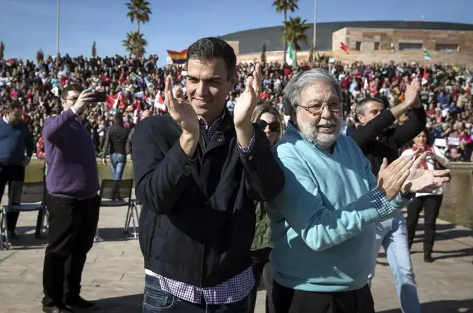 La vieja guardia del PSOE andaluz, incluido Chaves, cierra filas con Pedro Sánchez