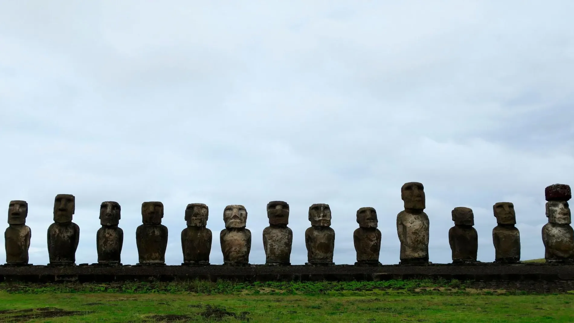 Ahu Tongariki, el mayor altar de moáis de Isla de Pascua, a unos 20 kilómetros de Hanga Roa / Efe
