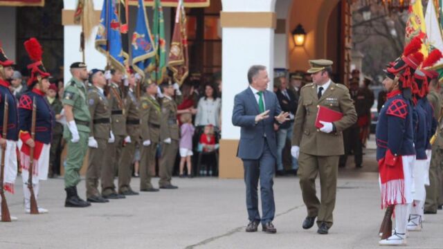 Juan Carlos Moragues durante un homenaje a las Fuerzas Armadas al Pueblo de Valencia