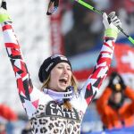 Cornelia Hutter celebra su victoria en el supergigante de Lenzerheide (Suiza)