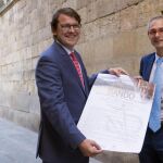 El rector de la Universidad de Salamanca, Ricardo Rivero, y el alcalde de la ciudad, Alfonso Fernández Mañueco, presentan la Asamblea que conmemora el 30 aniversario de la Carta Magna