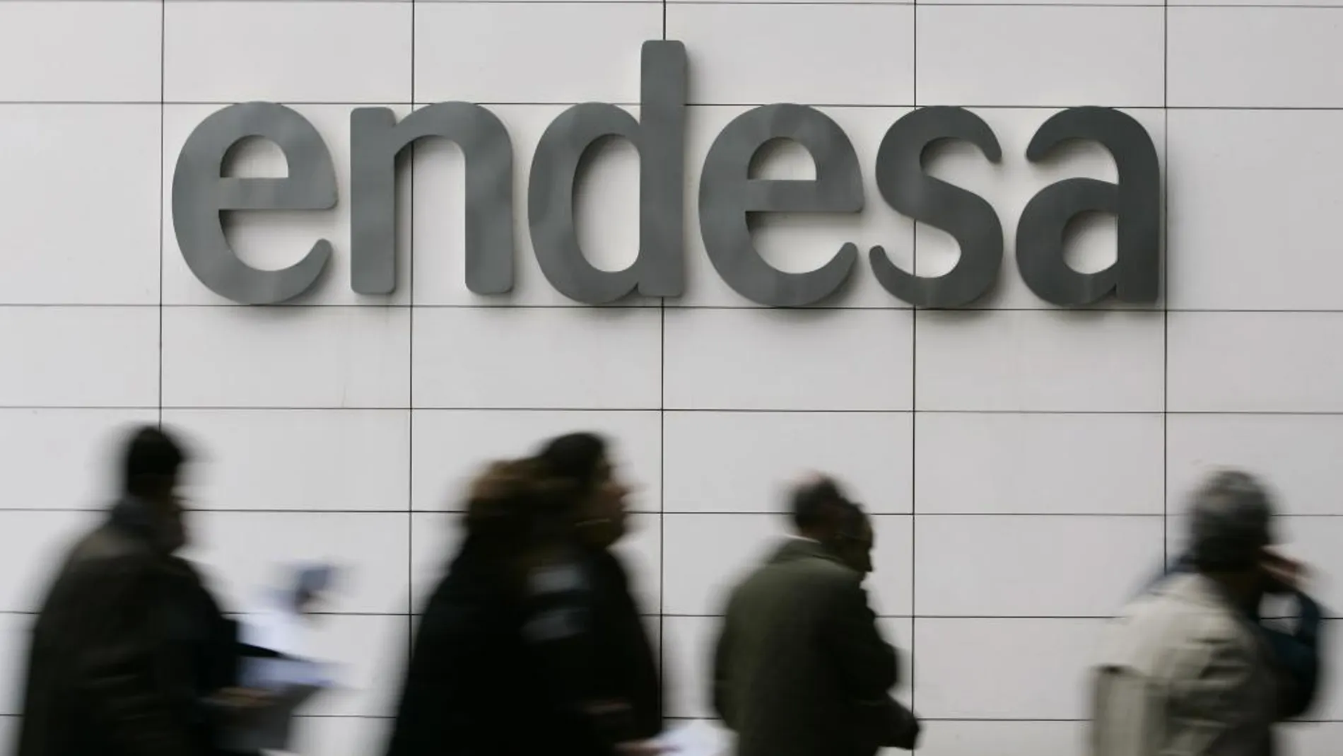 Endesa repite resultados y gana 1.206 millones de euros hasta septiembre