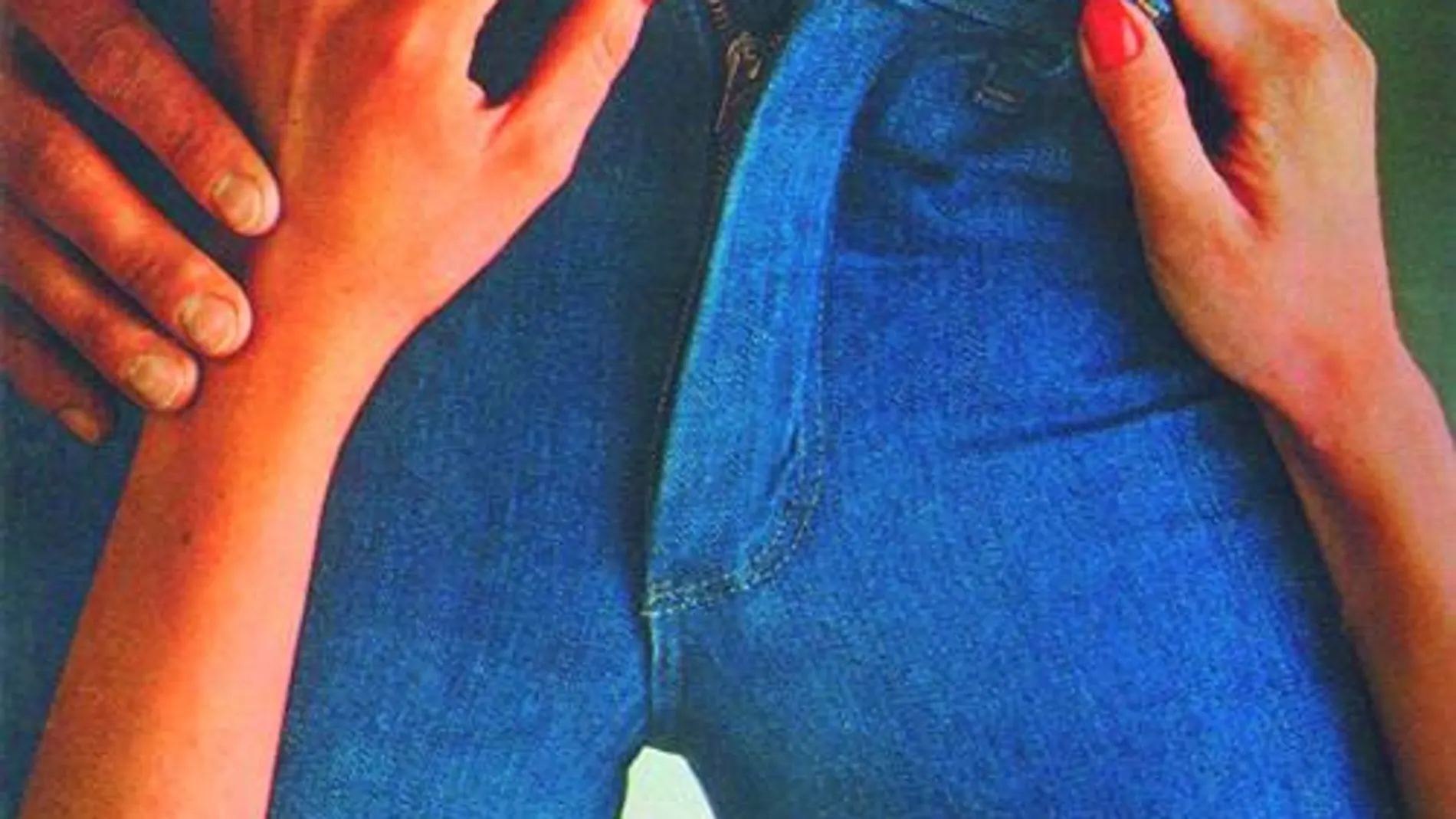 Los setenta traen a España la moda unisex y los vaqueros se hacen eco, como este anuncio de Wrangler que tanto dio que hablar