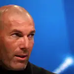  Zidane vuelve al mercado: «Dentro de poco voy a volver a entrenar»