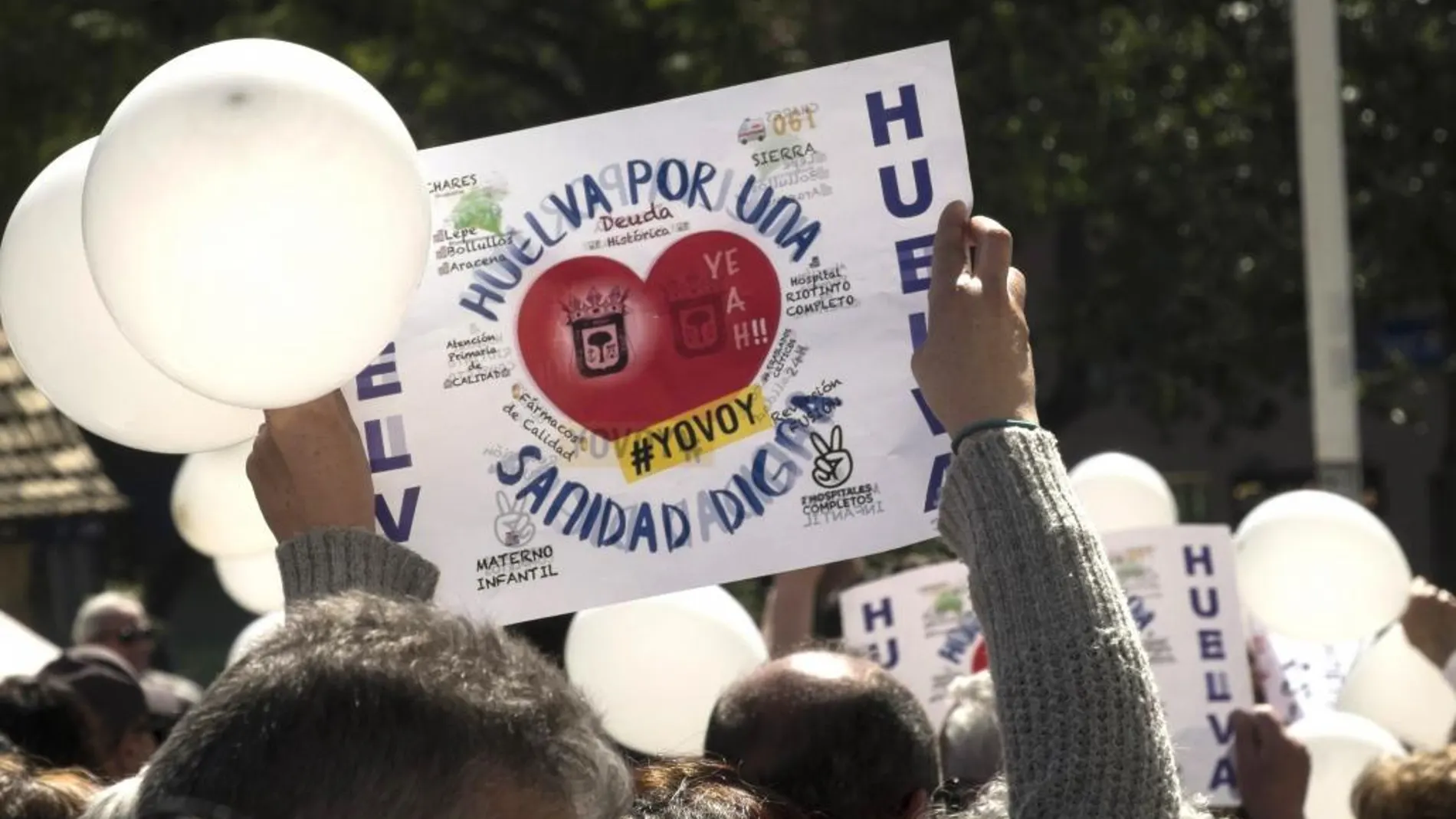 Una de las manifestaciones convocadas por «Huelva por una sanidad digna»