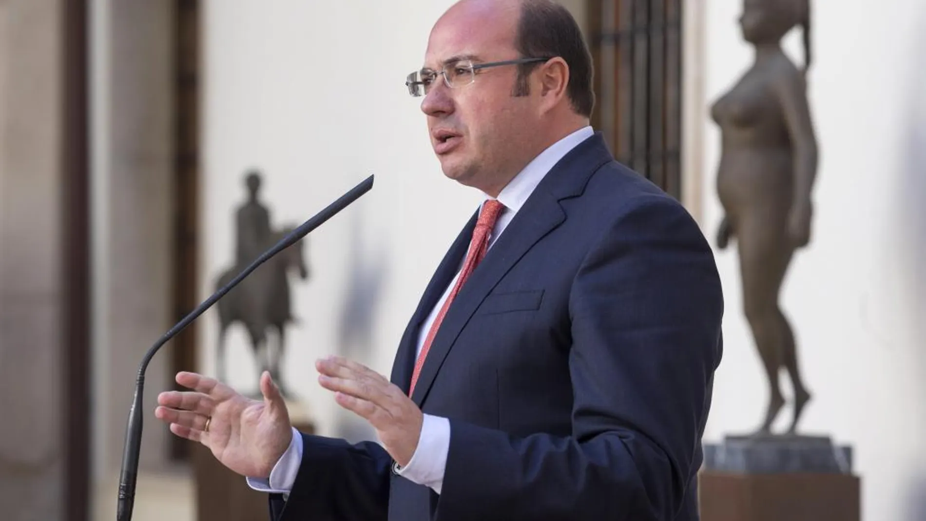 El presidente murciano, Pedro Antonio Sánchez, ayer en su comparecencia ante los medios