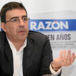Mario Jiménez, portavoz parlamentario del PSOE, en el encuentro con LA RAZÓN en la Hostería del Prado, en Sevilla
