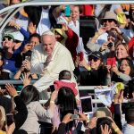 El Papa a su paso por la ciudad de México , camino de la basílica de la Virgen de Guadalupe