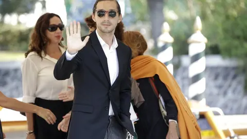 Shia LaBeouf se casa en Las Vegas con su novia Mia Goth