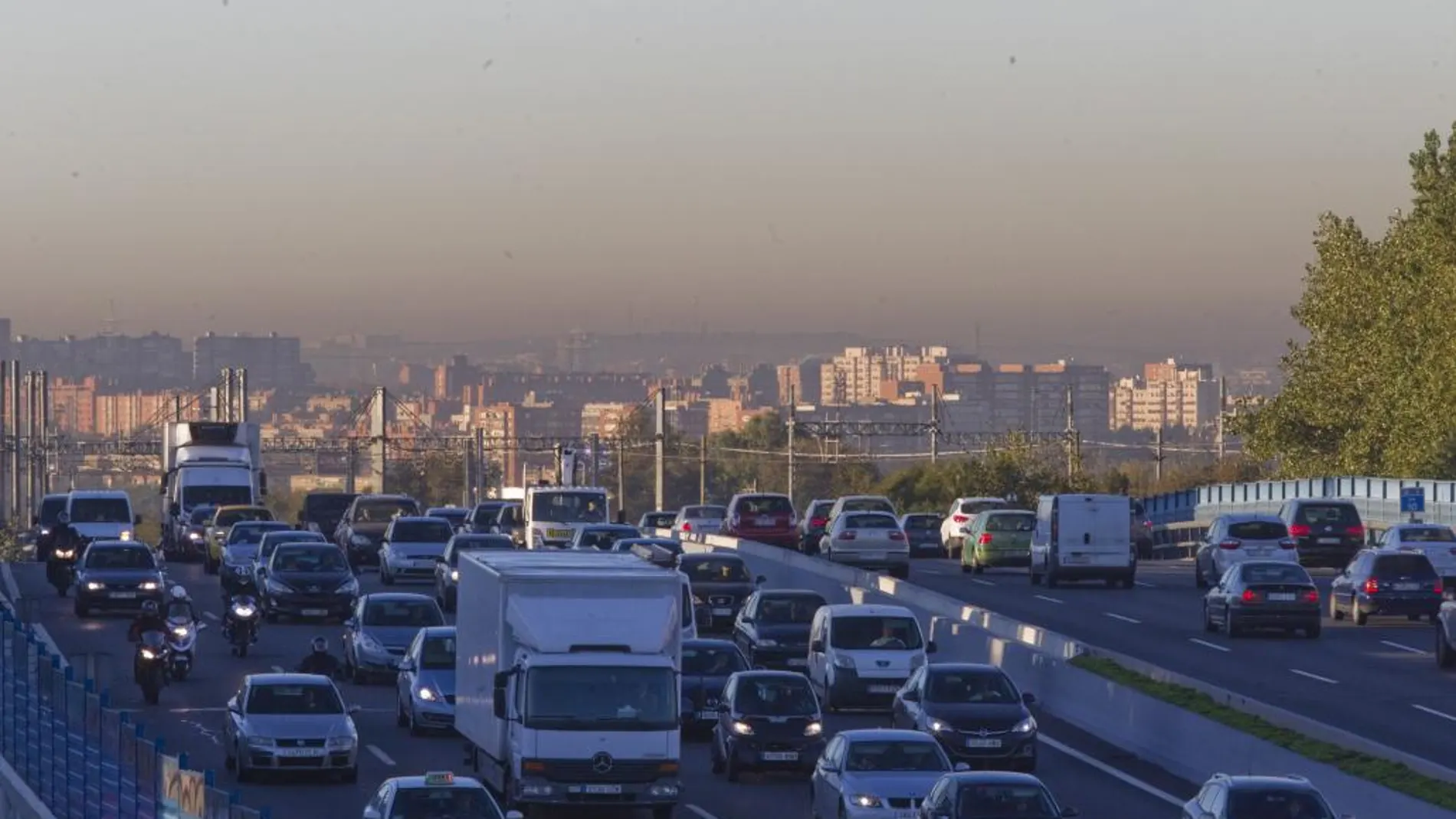 Madrid arrancó el año con «malos aires» y termina con el mismo problema
