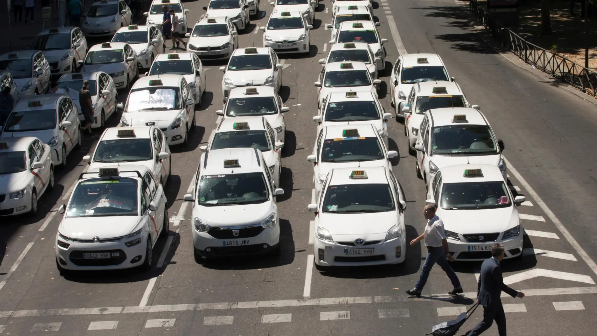 Los taxistas madrileños confirmaron que secundarán un paro indefinido a partir del 21 de enero