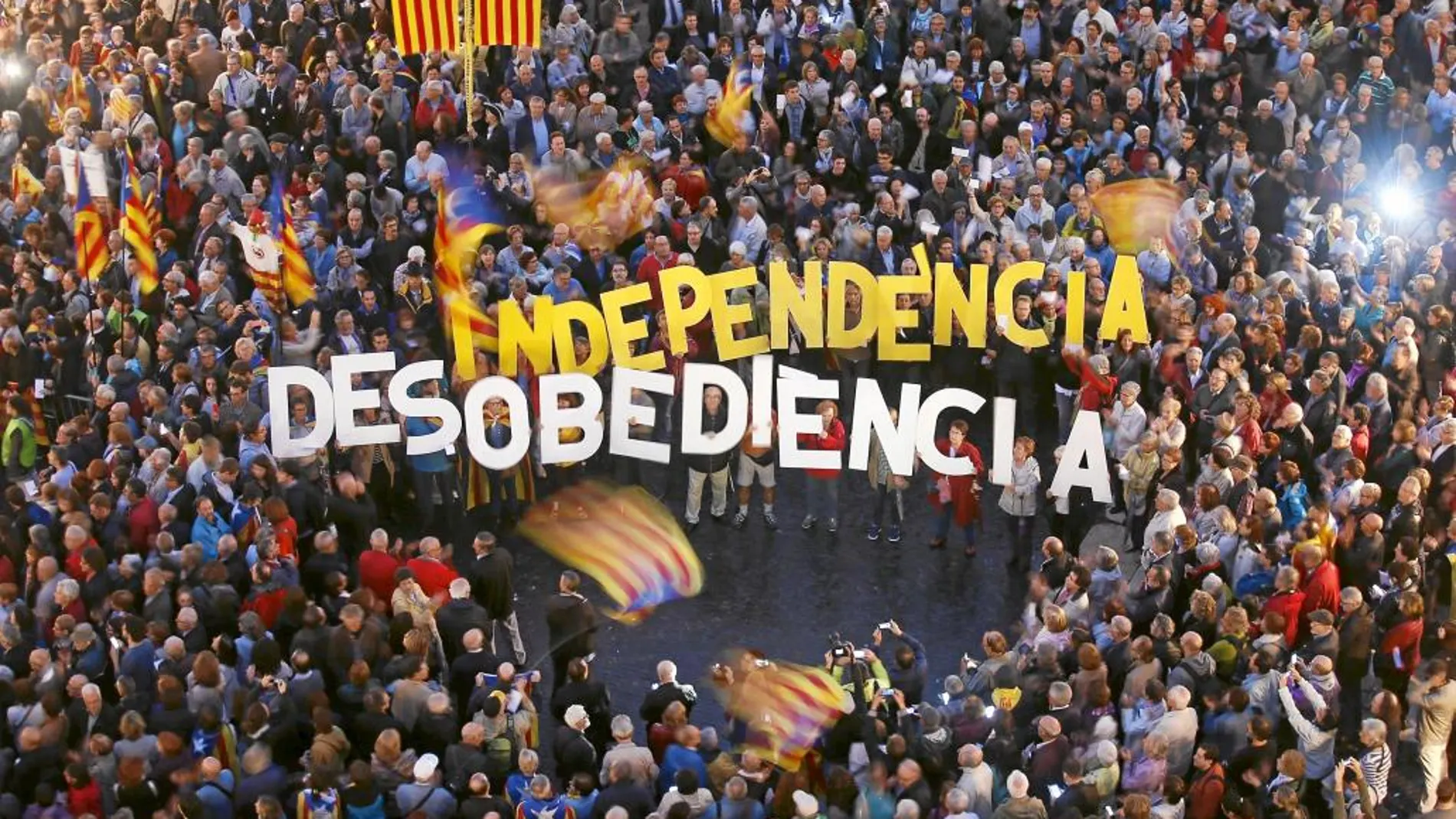Manifestación contra una resolución del Supremo en Barcelona en octubre de 2015