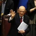 Giorgio Napolitano jura como presidente de la República italiana
