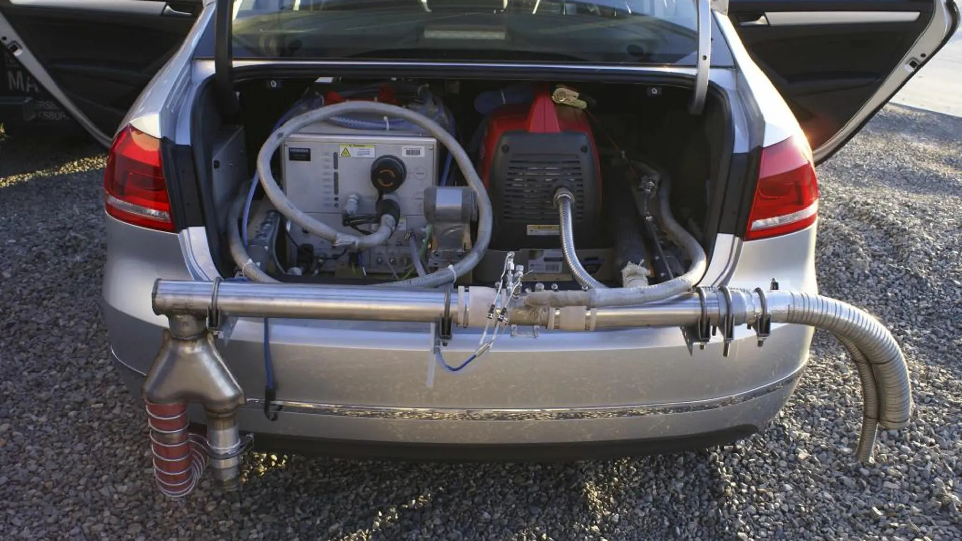 Contriol de emisiones en un Volkswagen Passat diesel fabricado en 2012