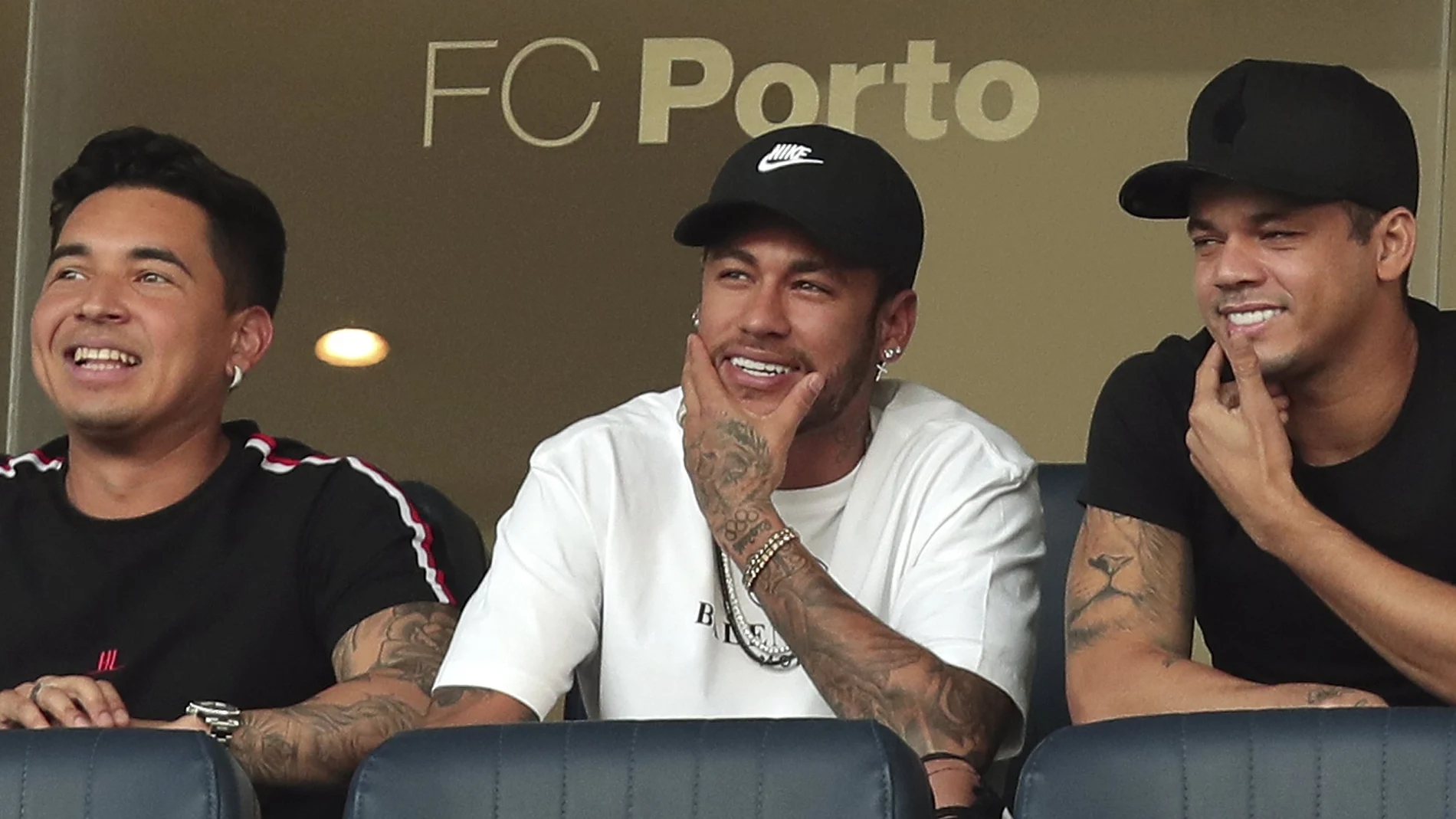 Neymar acudió a Portugal para presencia el encuentro entre Brasil y Panamá