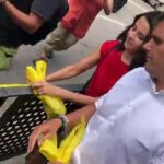 Albert Rivera e Inés Arrimadas quitan lazos amarillos