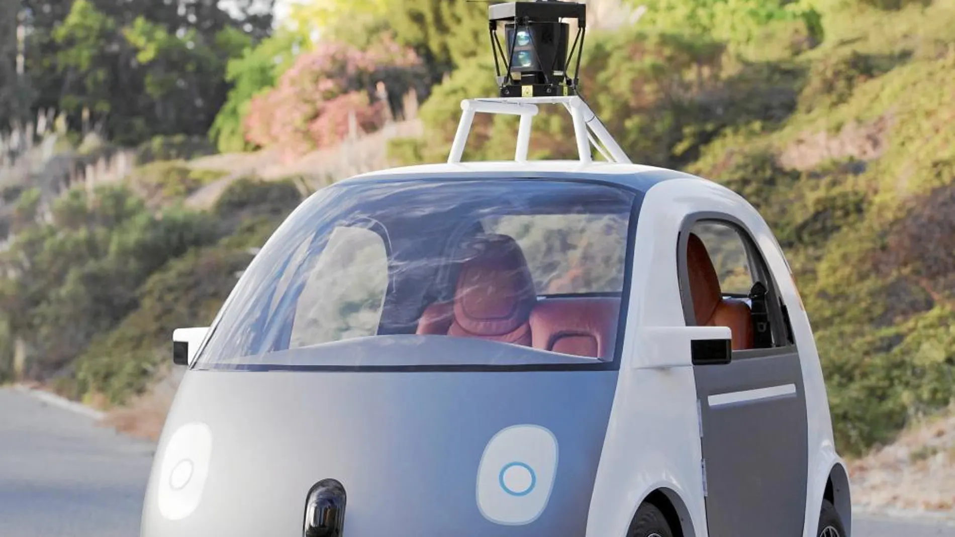 El coche automatizado de Google sin volante y sin pedales