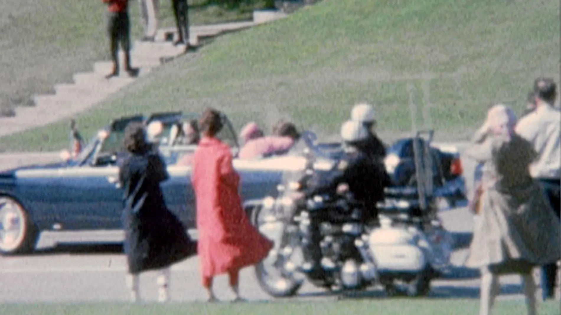 El instante en el que KJF fue tiroteado durante su visita a Dallas (Texas) el 22 de noviembre de 1963