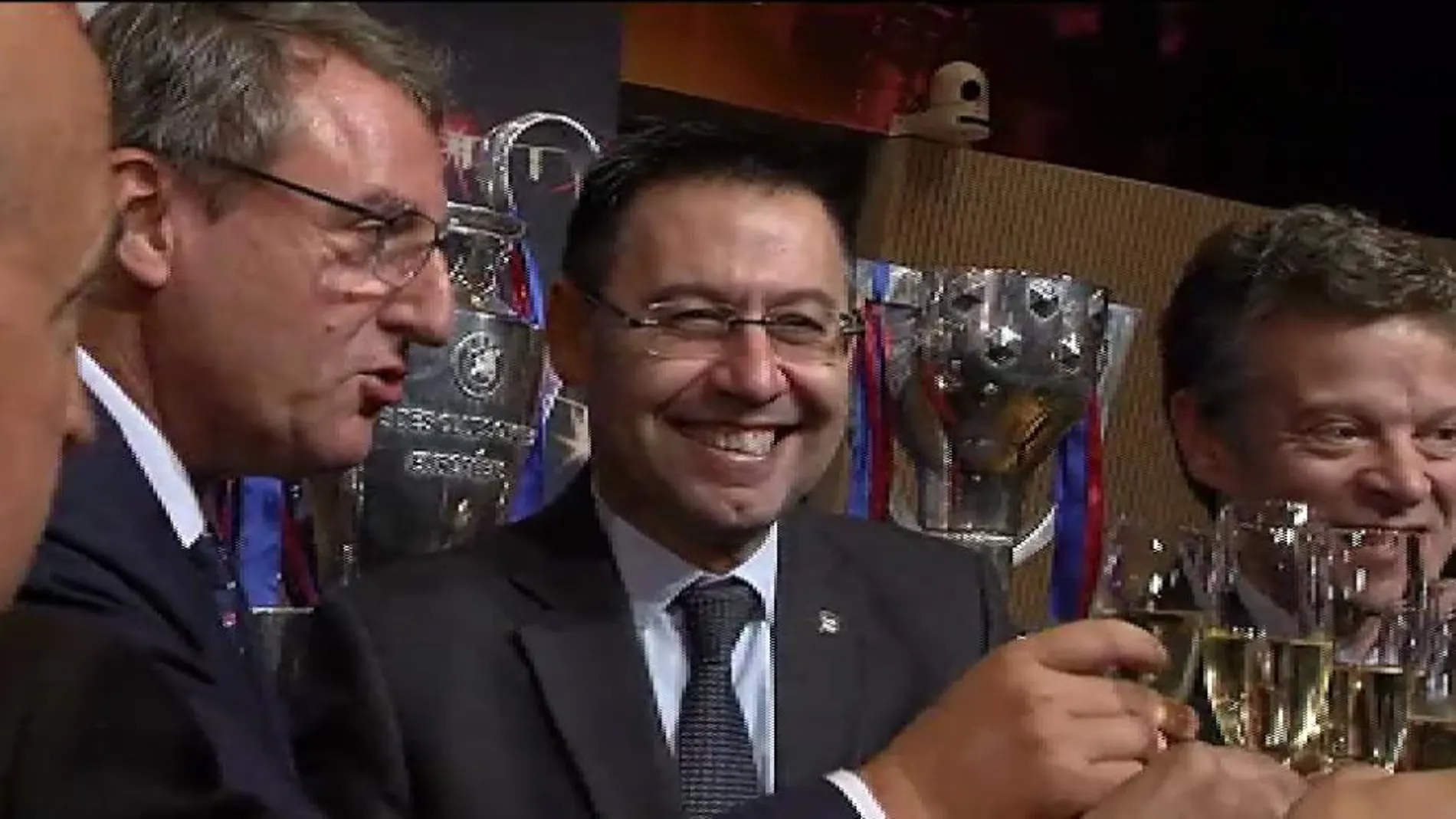 El presidente del Barça en la comida de Navidad con la prensa