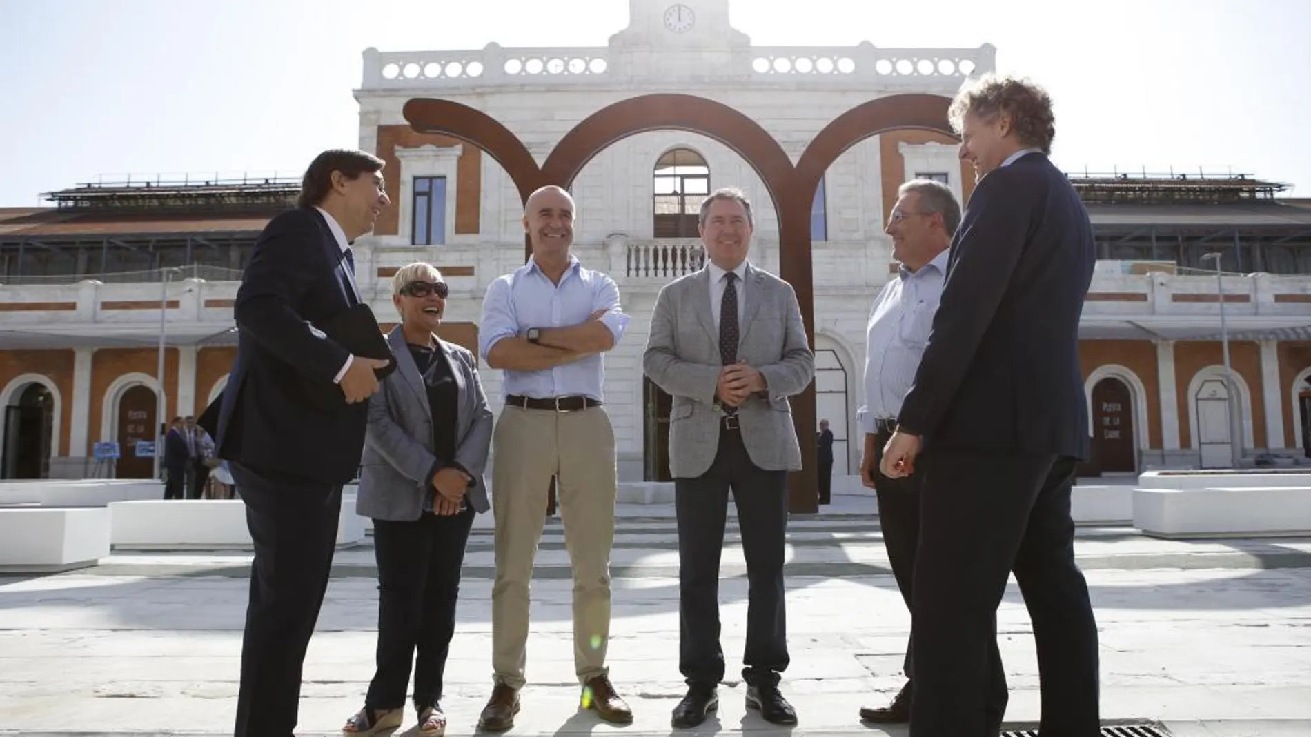 El nuevo mercado de la estación de Cádiz abrirá en una semana
