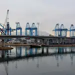  El 80% de los estibadores cobra más de 80.000 euros en los grandes puertos