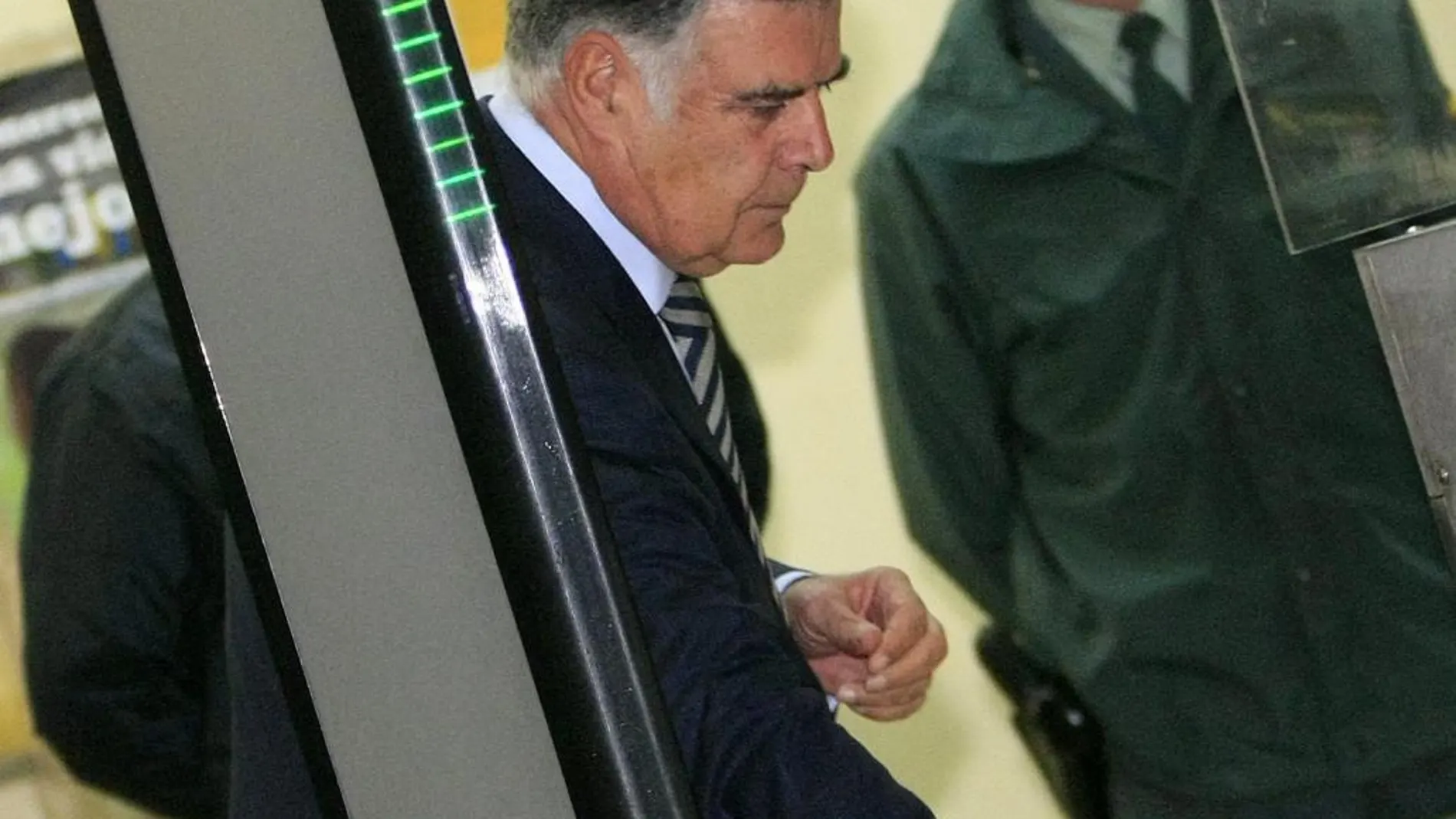 El ex consejero José Antonio Viera, en los juzgados