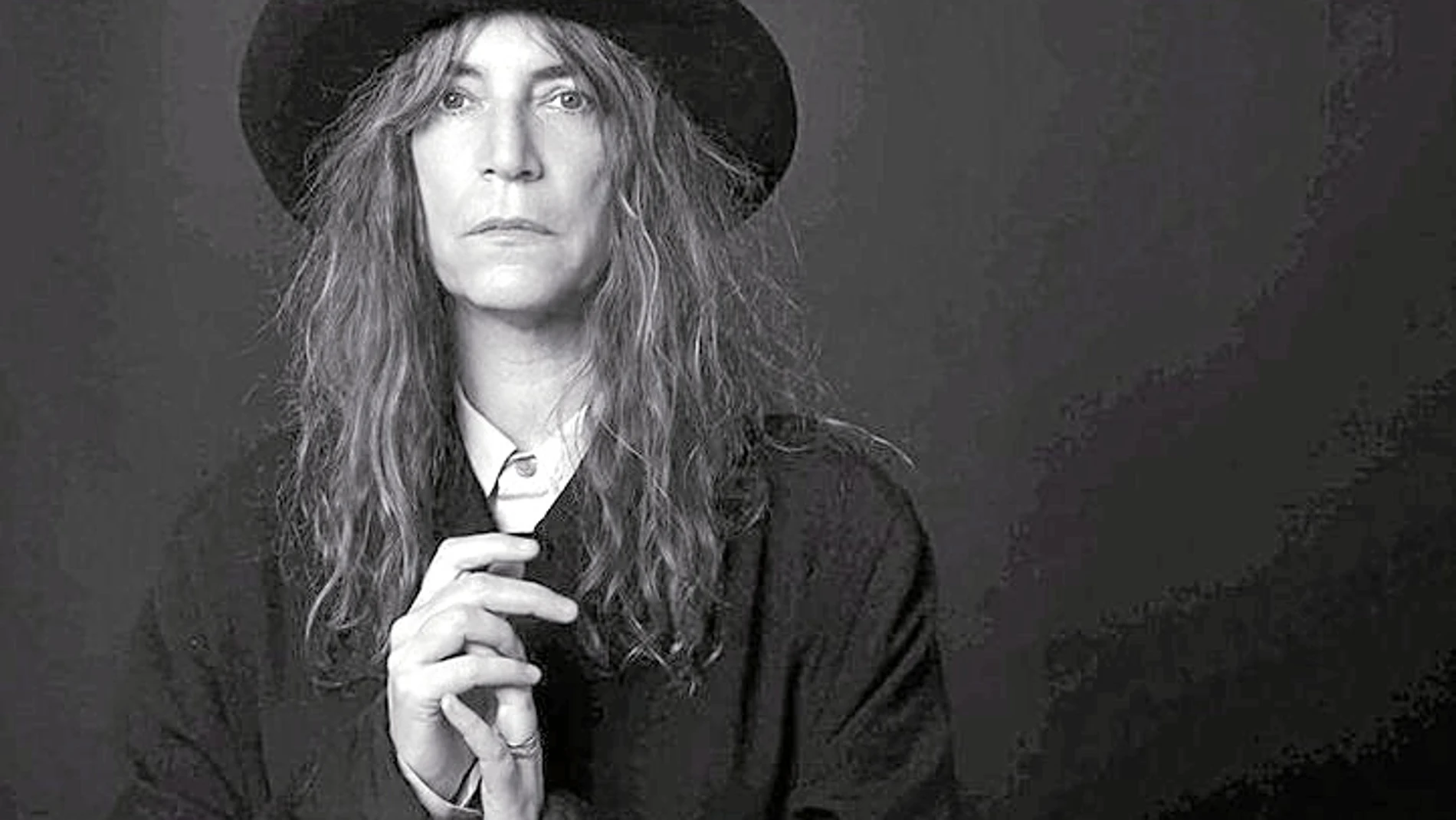 Patti Smith actúa hoy en Madrid con su banda para recordar «Horses», su álbum de debut