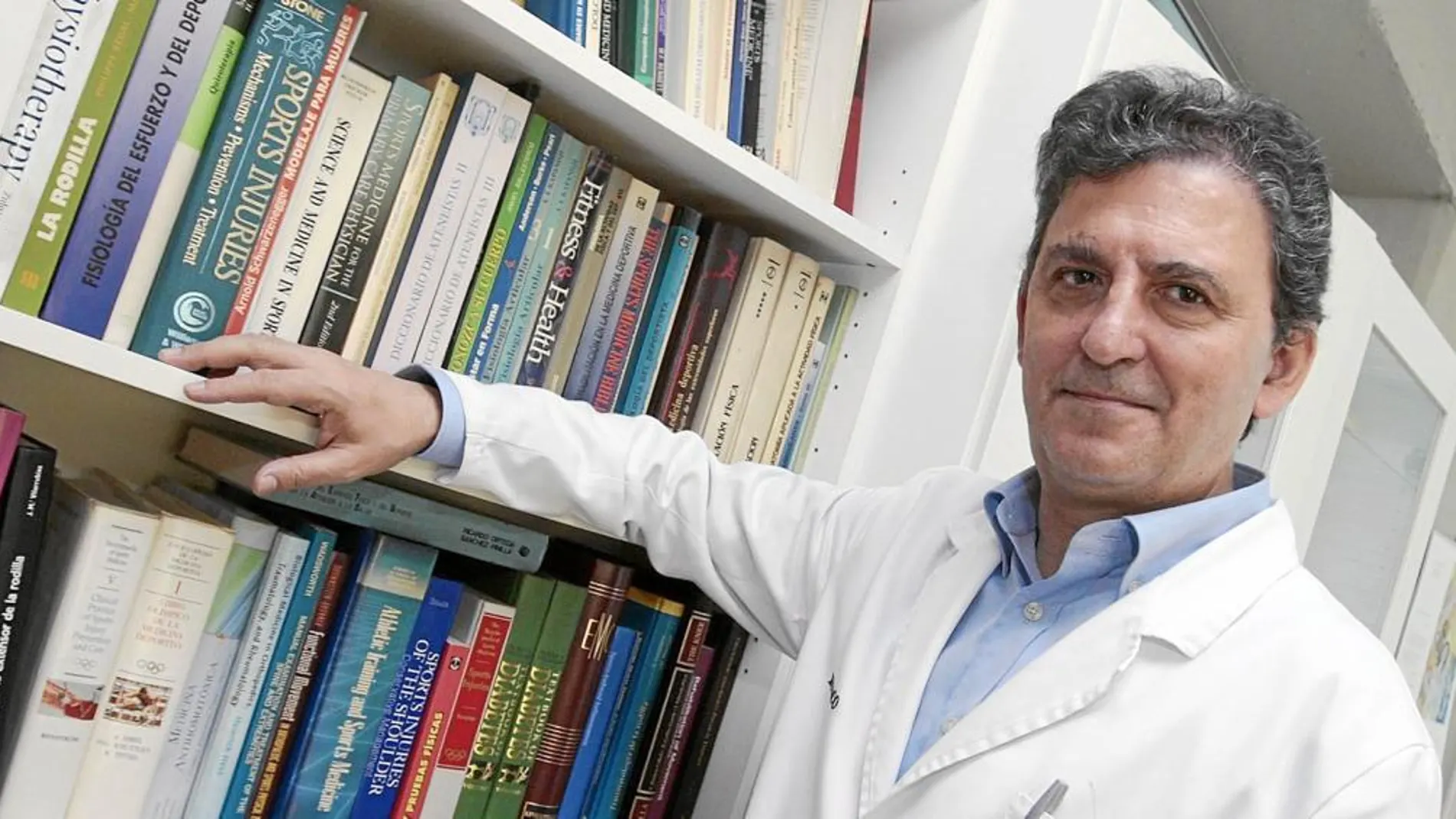 Francisco Gallardo; «La pobreza económica y educativa lleva a la enfermedad»