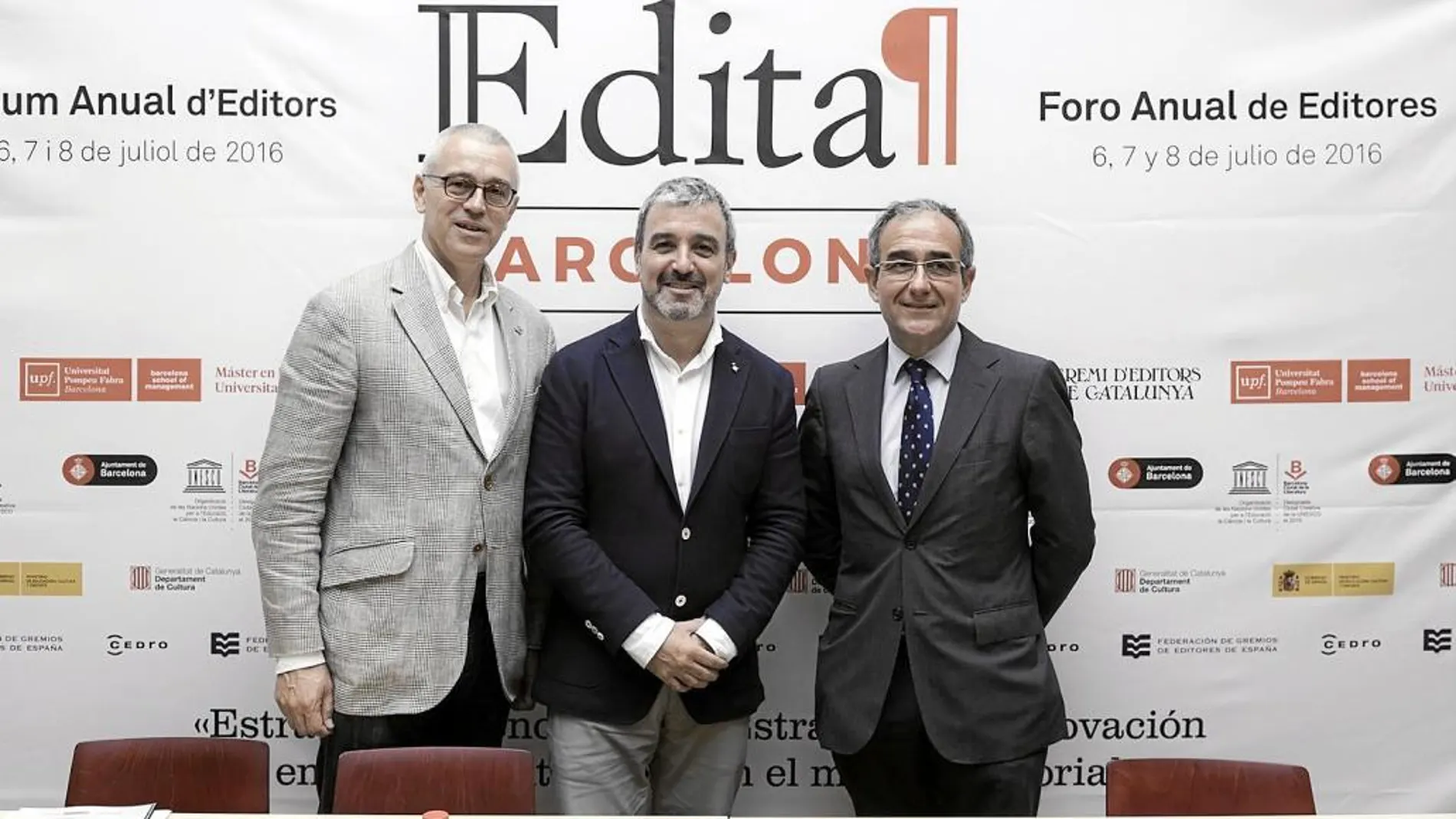 Jaume Casals, Jaume Collboni y Patrici Tixis, ayer, en la presentación del I Foro Anual de Editores