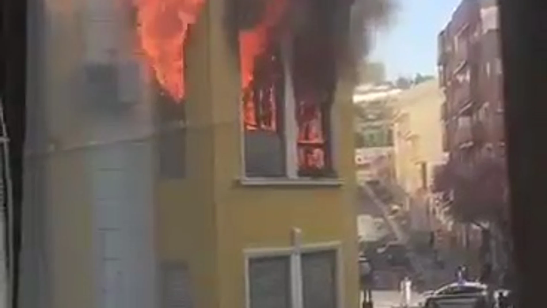 Dos ancianos mueren en el incendio de su vivienda en Alicante