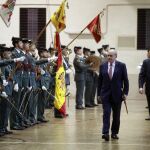 Jorge Fernández Díaz ha presidido hoy la entrega de despachos a 201 nuevos tenientes de la escala de oficiales de la Guardia Civil.
