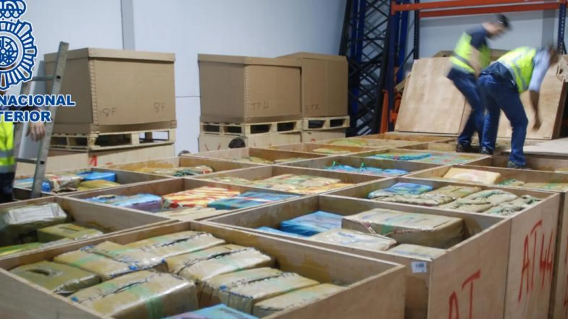 Tres detenidos por la incautación de 52 toneladas de hachís