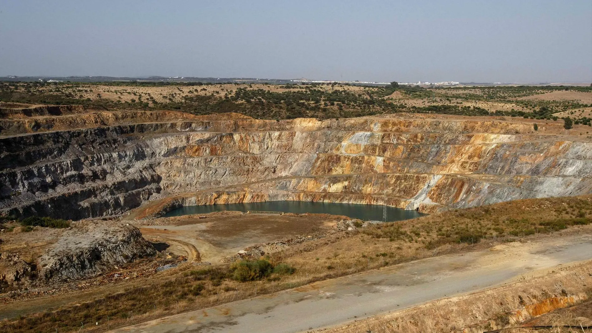 Vista de la mina sevillana de Aznalcóllar, envuelta en la polémica desde hace meses / Foto: Manuel Olmedo