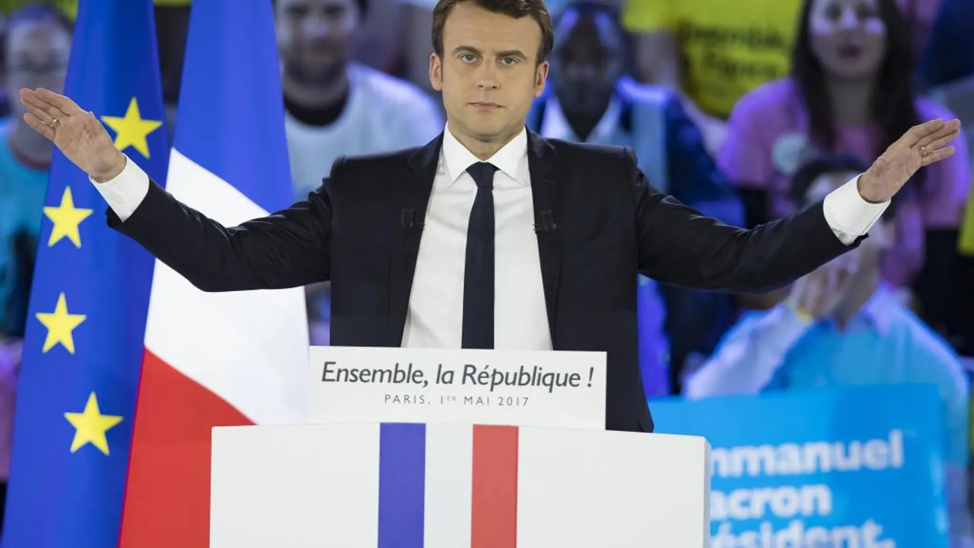El candidato socioliberal a las presidenciales francesas, Emmanuel Macron durante un acto electoral celebrado en París.