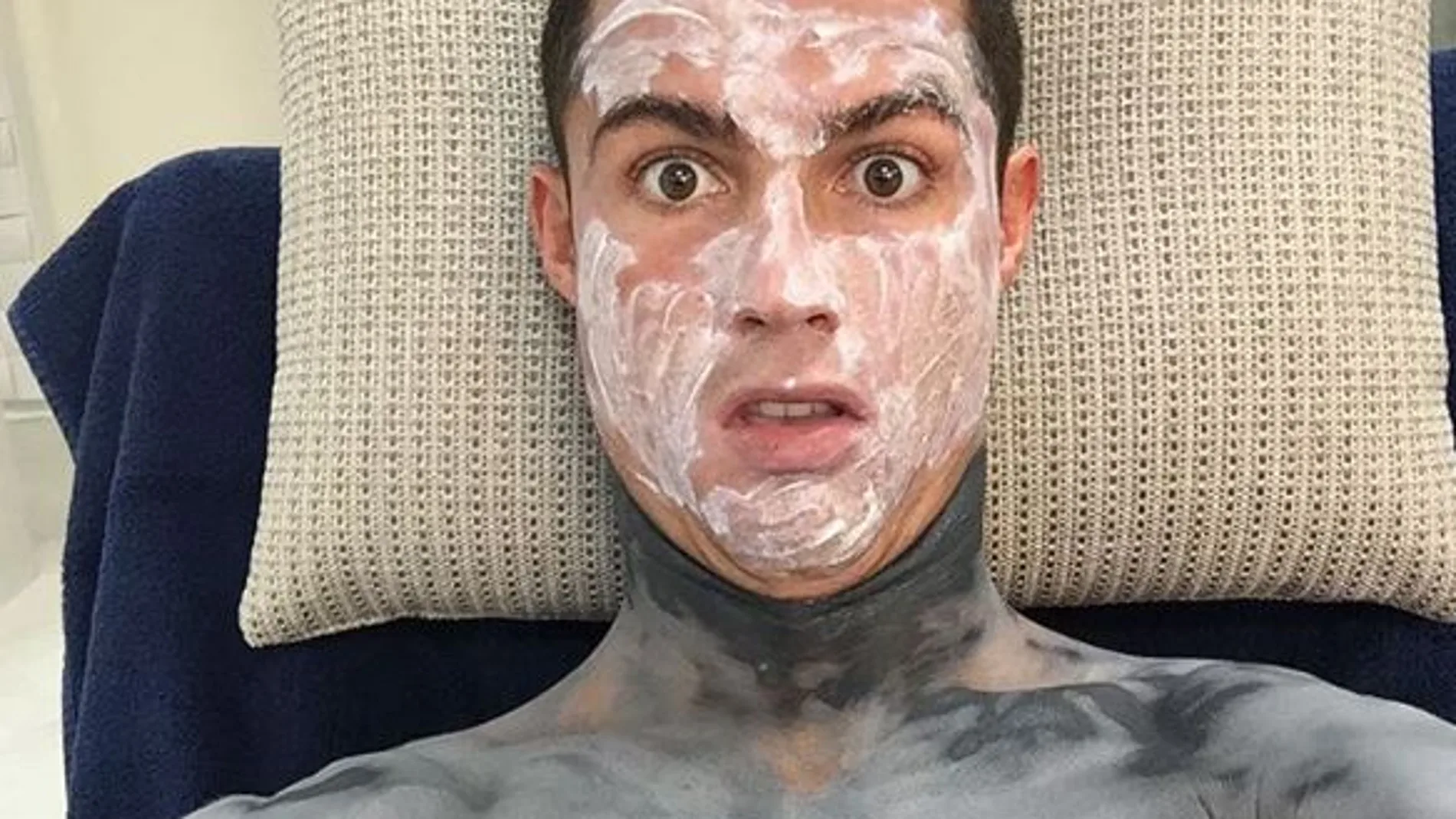 Cristiano, en pleno tratamiento de belleza