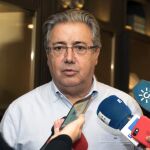 El ministro del Interior, Juan Ignacio Zoido, durante la valoración de la operación contra el terrorismo