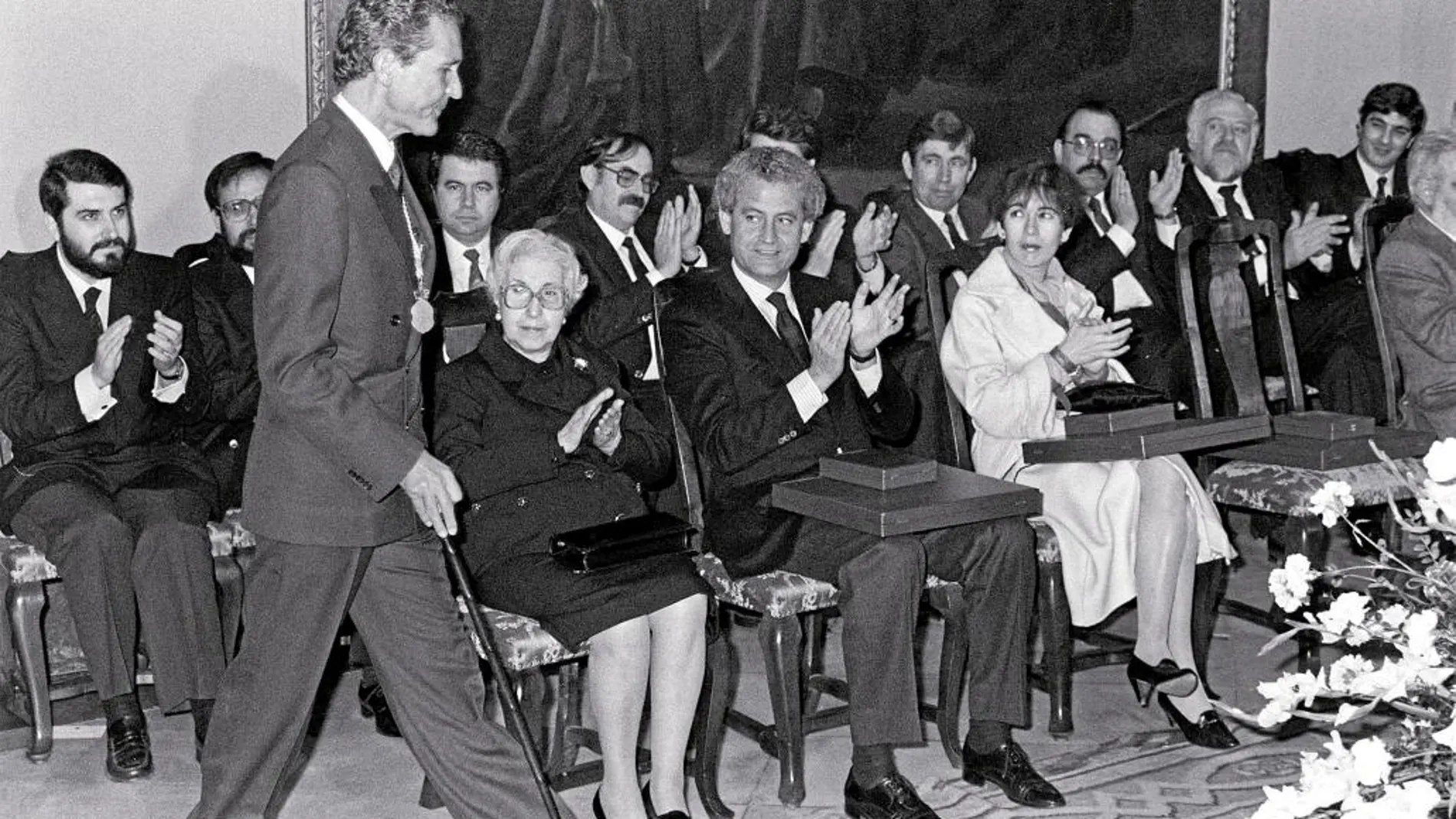 Primer acto de entrega de las Medallas de Andalucía, celebrado en 1985