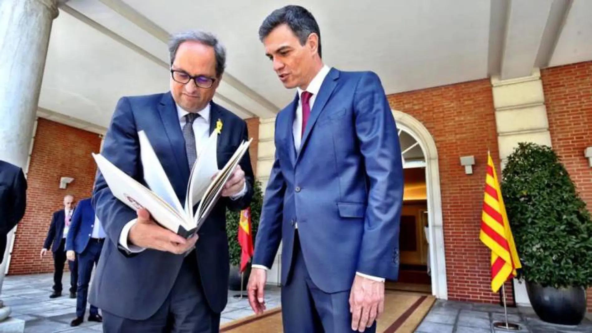 La falsa ruptura entre Sánchez y Torra: las negociaciones se mantienen en secreto