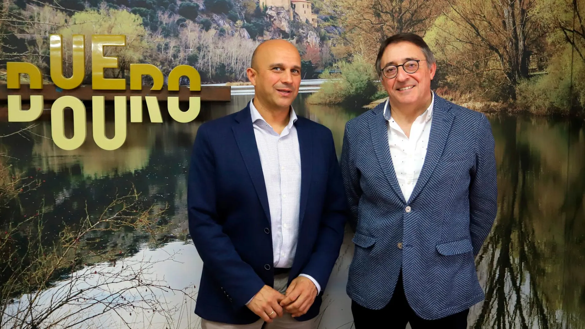 El presidente del clúster de Habitat Eficiente (Aeice), Ricardo Fortuoso, y su director general, Enrique Cobreros, presentan el nuevo Plan estratégico elaborado para el periodo 2019-2020