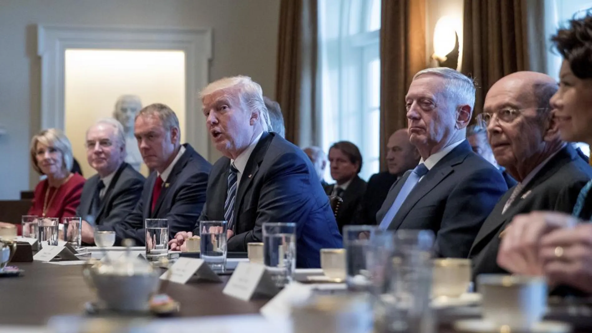 Primera reunión del Gabinete de Donald Trump