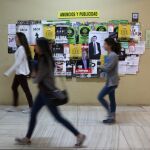 Un grupo de alumnas en la Universidad 