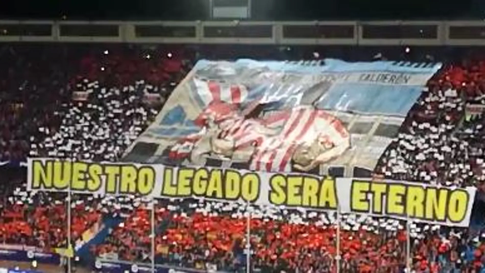 Tifo en el fondo sur del Calderón