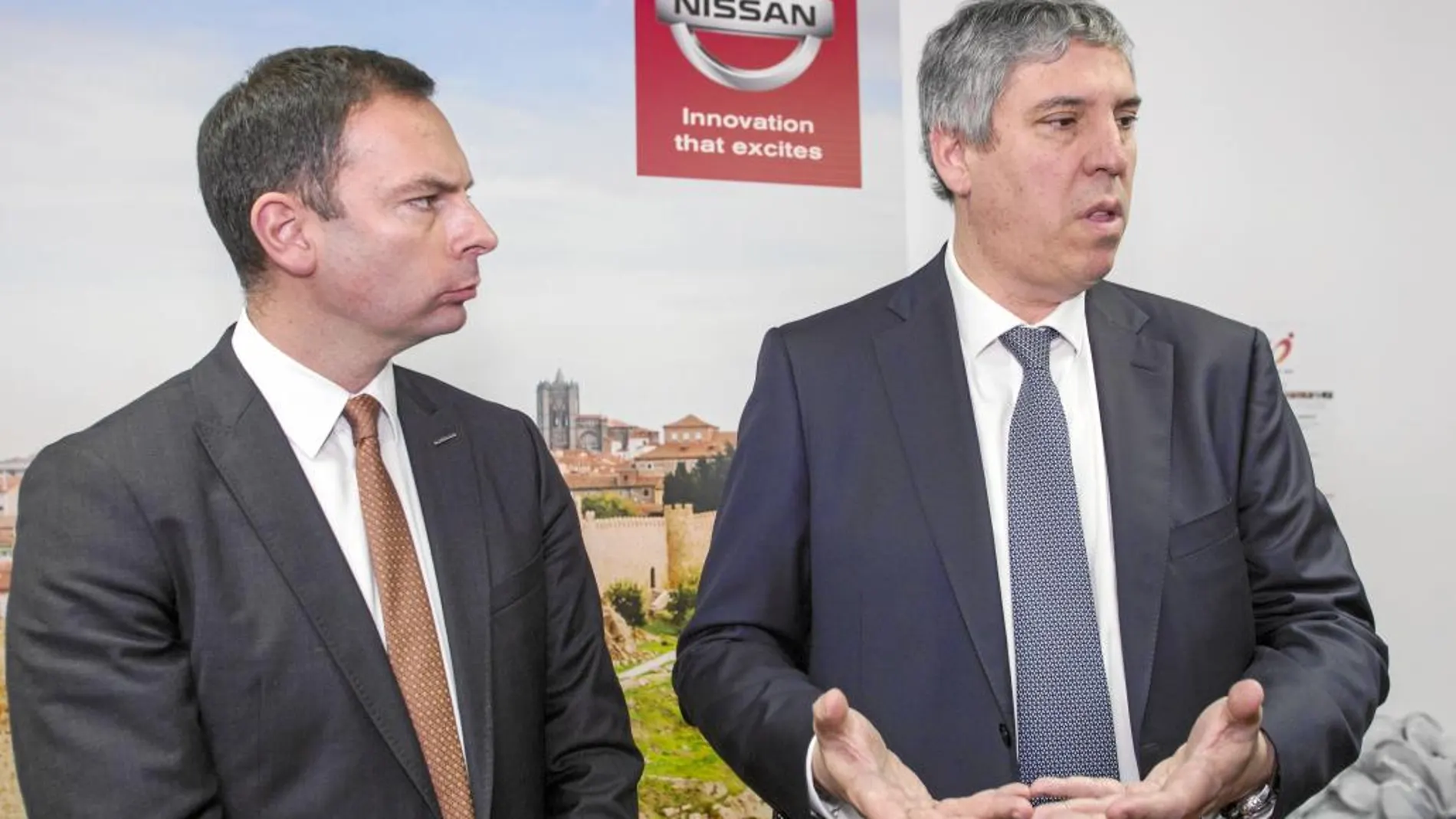 José Vicente de los Mozos explica, junto a Alan Johnson, el nuevo plan industrial para la factoría de Nissan en Ávila