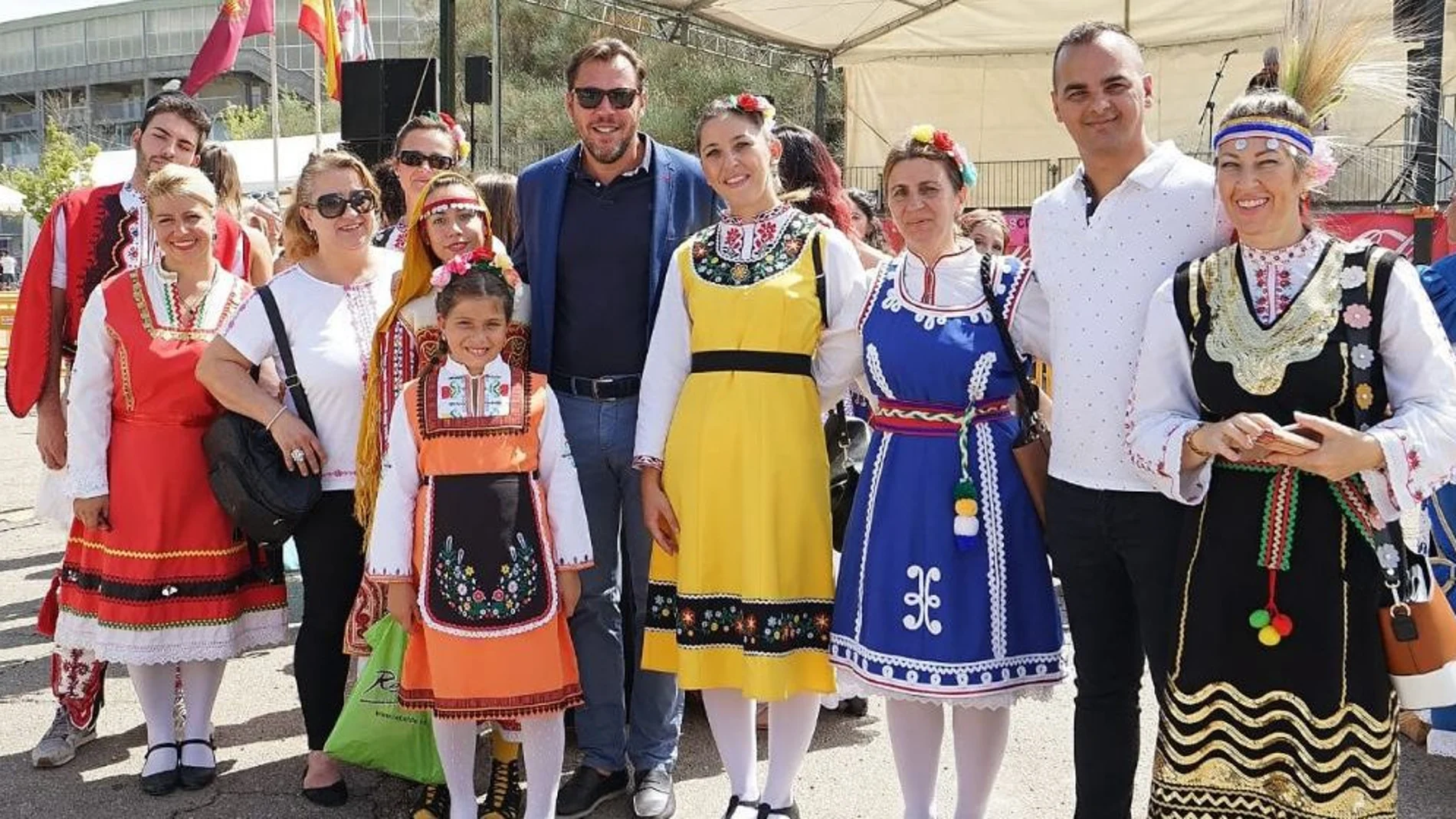 El alcalde de Valladolid, Óscar Puente, inauguran la XXXVI Feria de Folklore y Gastronomía