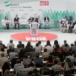  Griñán atribuye al PSOE los logros del bipartito pero no el 37% de paro