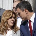 Pedro Sánchez y Susana Diaz durante la presentación de su propuesta de reforma de la constitución